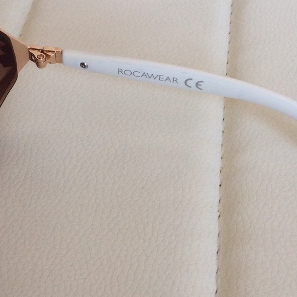 EUC (3) Womens Sunglasses - Picture 6 of 16